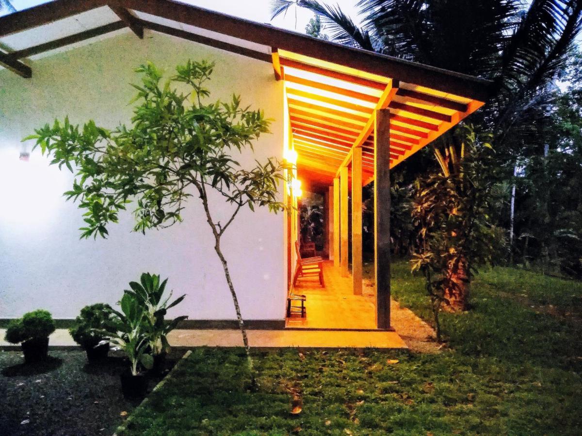 Sky Residence Hikkaduwa Bagian luar foto