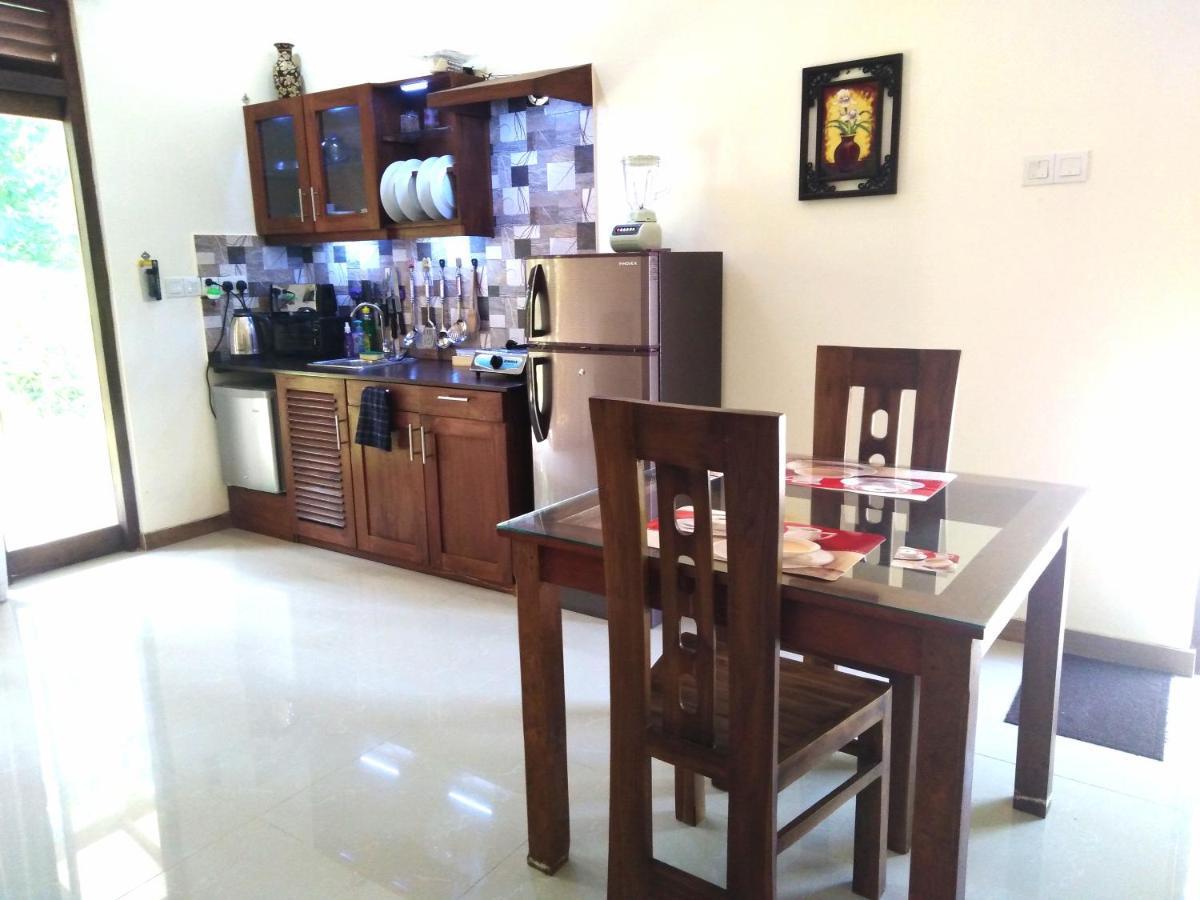 Sky Residence Hikkaduwa Bagian luar foto