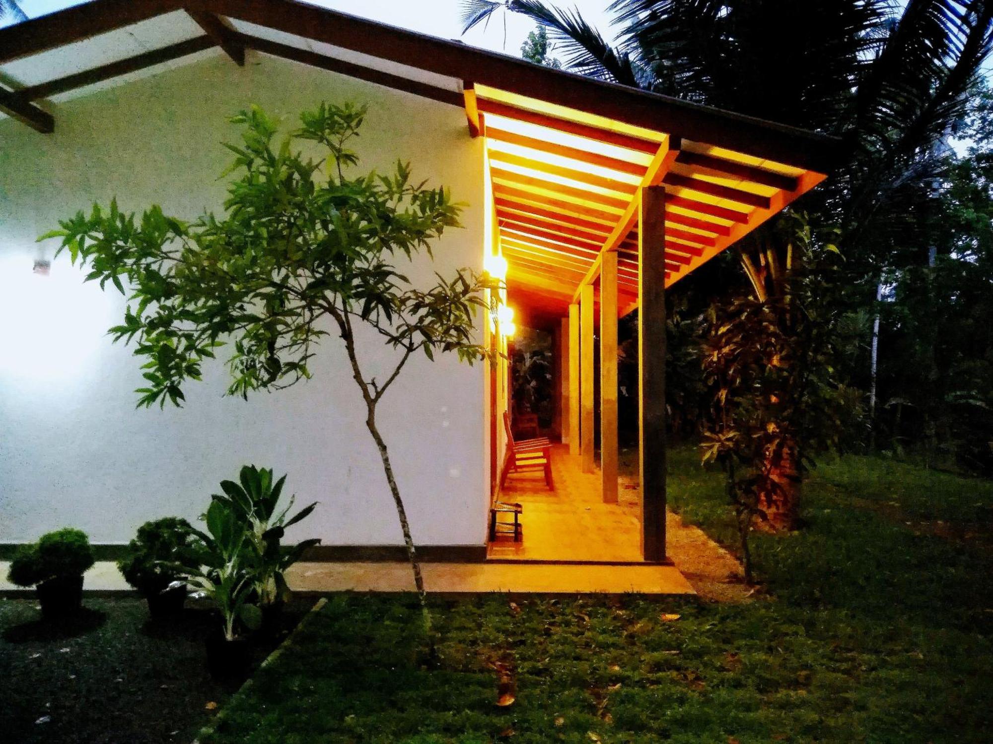 Sky Residence Hikkaduwa Bagian luar foto